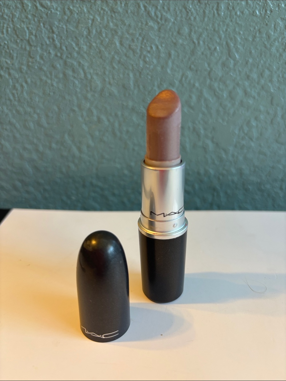 MAC Cosmetics Mauve Nude Lipstick DISCONTINUED, NOUVEAU FROU